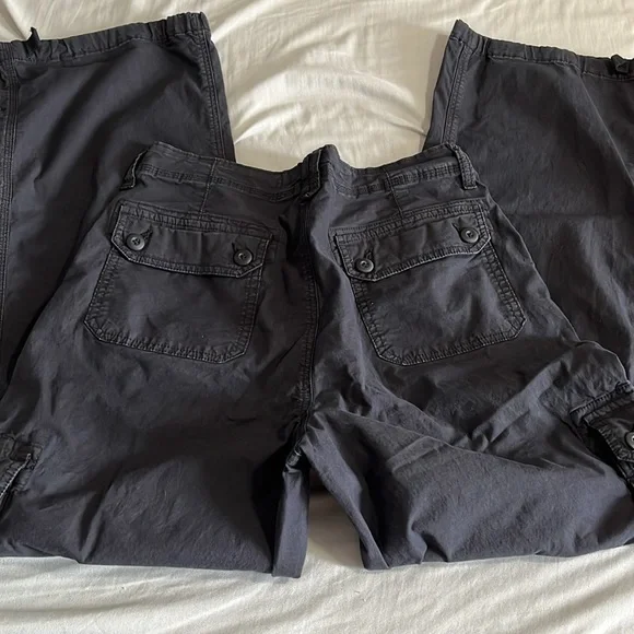 American Eagle Outfitters Black Wide-Leg Cargo Pants - Picture 9 of 9